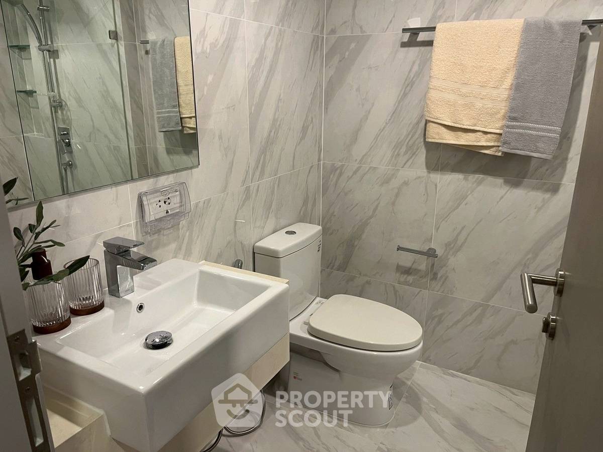 picture 2-BR Condo at Ideo Mobi Sukhumvit 40 near BTS Ekkamai (ID 2456487) - 19/20