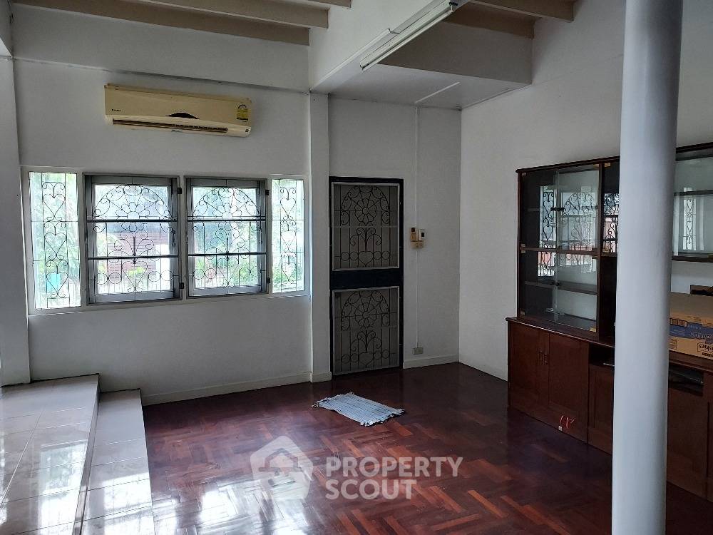picture 4-BR House at Sammakorn Ramkhamhaeng in Saphan Sung (ID 1446165) - 13/19