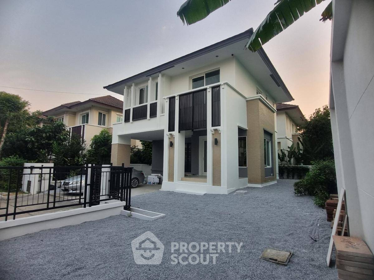 รูป บ้าน 3-ห้องนอน ใน บางคูเวียง (ID 1696256) - รูปที่ 1/19