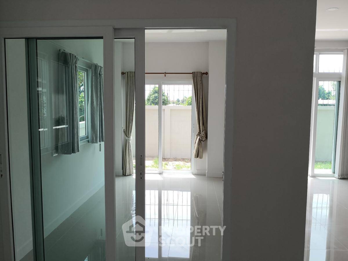 รูป บ้าน 4-ห้องนอน ใน บางรักพัฒนา (ID 1794240) - รูปที่ 4/6