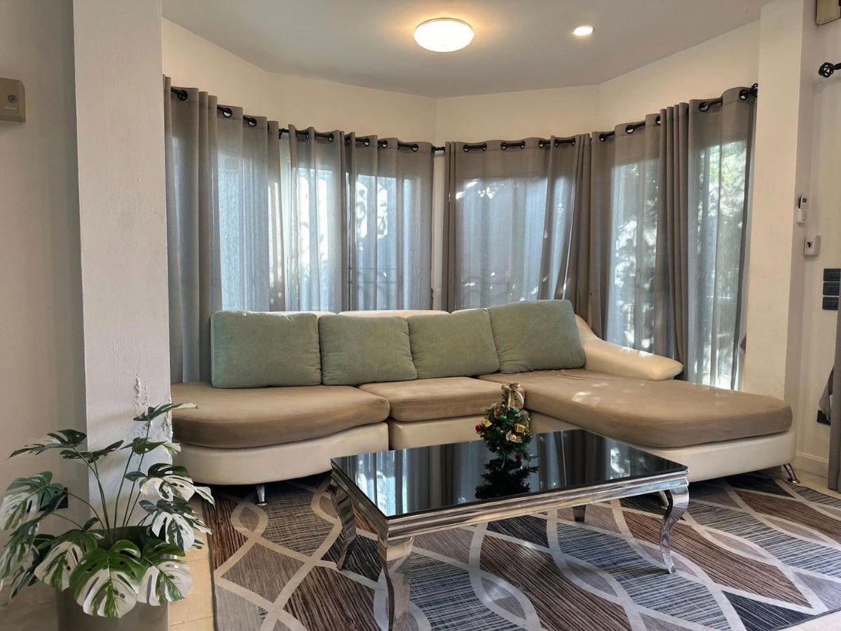 รูป บ้านพร้อมสระว่ายน้ำส่วนตัว  5ห้องนอน  4ห้องน้ำ  1ห้องรับแขก  2  ที่จอดรถ - รูปที่ 6/27