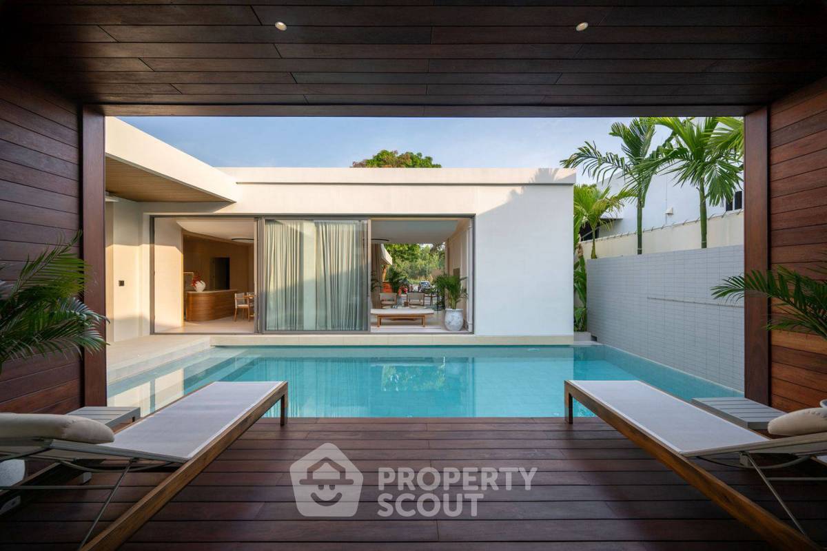 picture 3-BR Condo at Movenpick White Sand Beach Pattaya close to Pattaya (ID 2452308) - 14/35