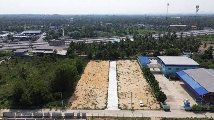 picture Beautiful land plot for sale, Soi Na Wang, Takhian Tia, Bang Lamung, near Highway 7 - 3/4