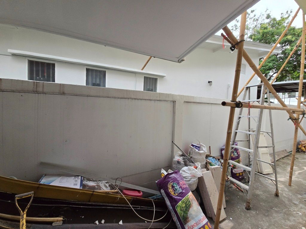 picture Renovated house 2 sto partly furnished with 3 bed plus 1-sto house about 10-15min walk BTS Thong Lo - Ekkamai   - 31/39