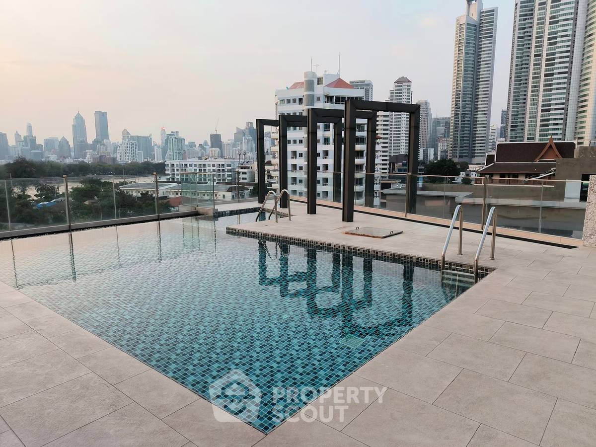 รูป คอนโด 1-ห้องนอน ที่ ทราเพโซ สุขุมวิท 16 ใกล้ MRT ศูนย์การประชุมแห่งชาติสิริกิติ์ (ID 1513264) - รูปที่ 9/9