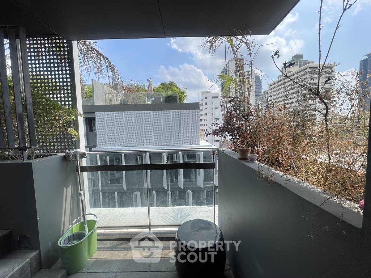 picture 3-BR Condo at Siamese Gioia near MRT Phetchaburi (ID 1917931) - 11/14
