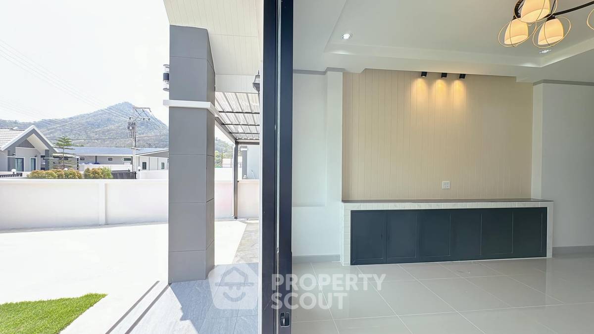 รูป บ้าน 2-ห้องนอน ใน สามพระยา (ID 2080954) - รูปที่ 5/6