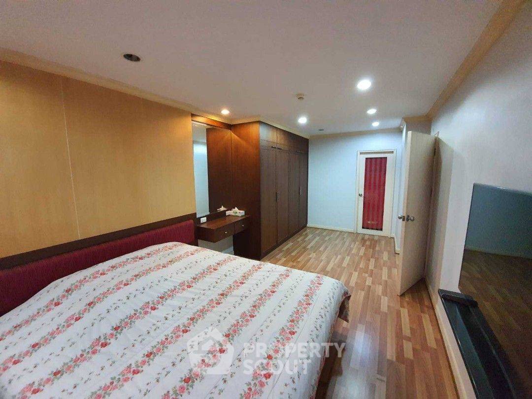 picture 2-BR Condo at Fragrant 71 Condominium near BTS Phra Khanong (ID 1892494) - 10/19