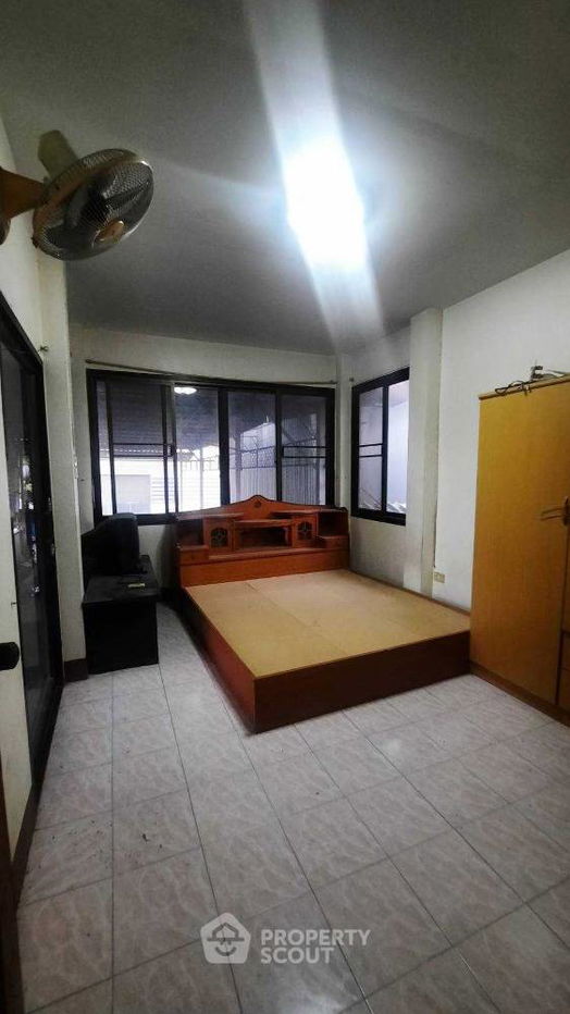 รูป บ้าน 4-ห้องนอน ใน แพรกษาใหม่ (ID 1942193) - รูปที่ 7/12