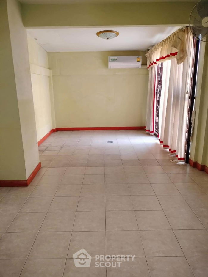 รูป บ้าน 2-ห้องนอน ใกล้ พัทยาตะวันออก (ID 2165157) - รูปที่ 6/15