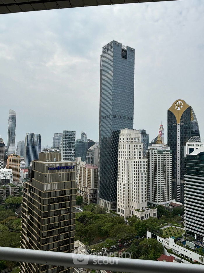 picture 4-BR Condo at All Seasons Mansion Condominium near BTS Phloen Chit (ID 1493421) - 12/26