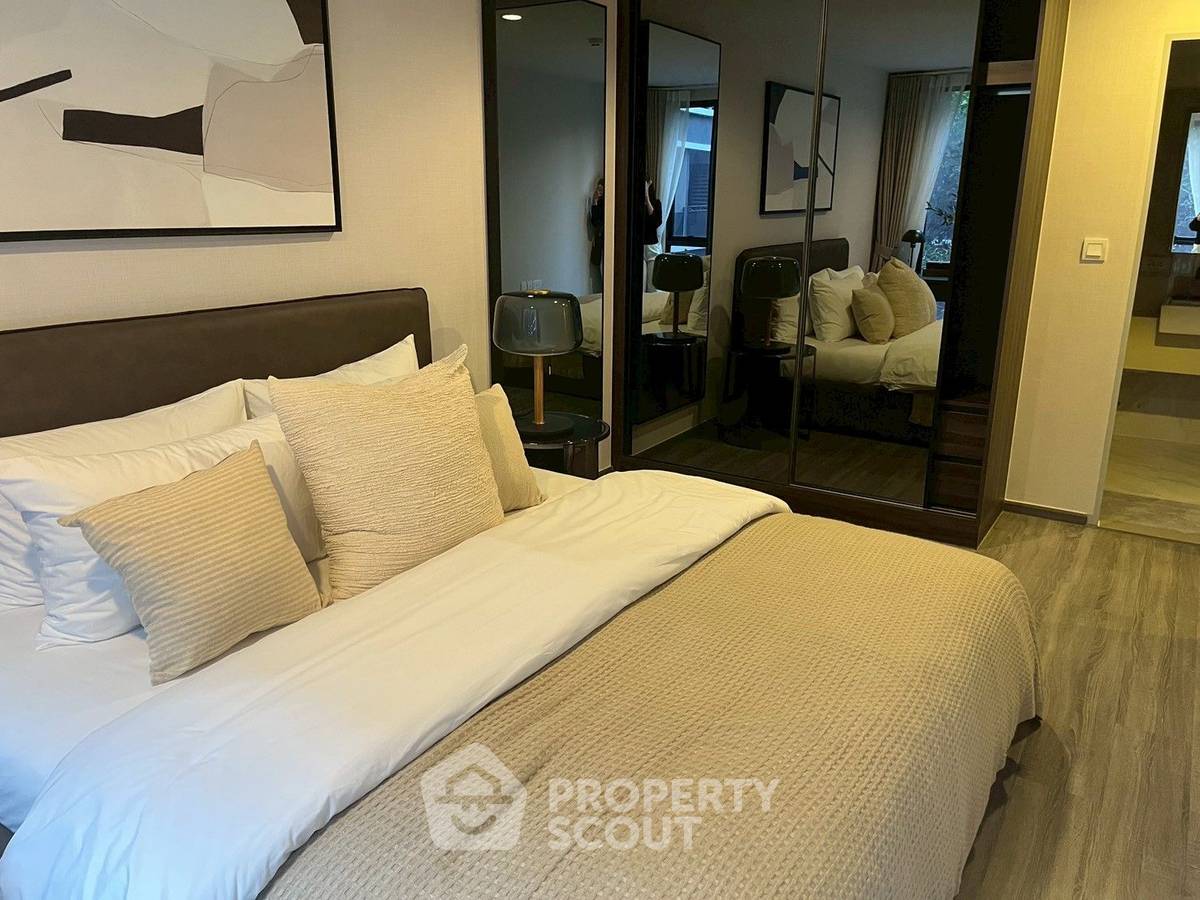 picture 2-BR Condo at Ideo Mobi Sukhumvit 40 near BTS Ekkamai (ID 2456487) - 14/20