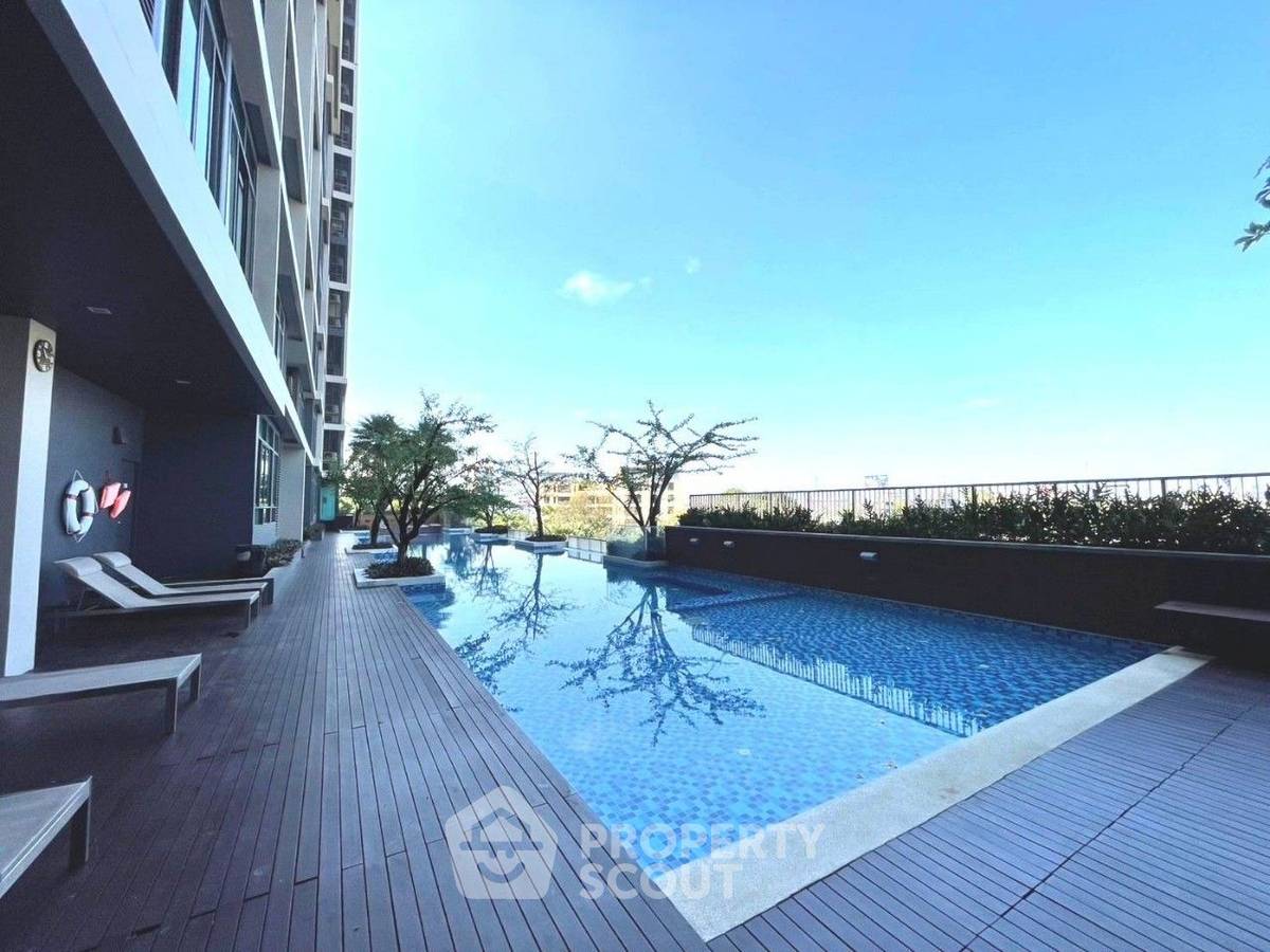 picture 2-BR Condo at Ideo Blucove Sukhumvit near BTS Udom Suk (ID 2009055) - 18/19