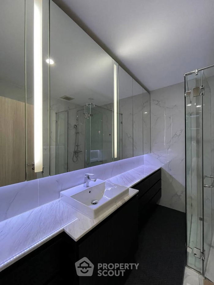 picture 2-BR Condo at Noble Ploenchit near BTS Phloen Chit (ID 2452608) - 10/10