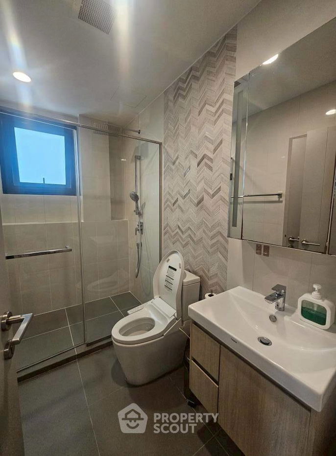 picture 2-BR Condo at Oka Haus Sukhumvit 36 near BTS Thong Lor (ID 2457077) - 1/13