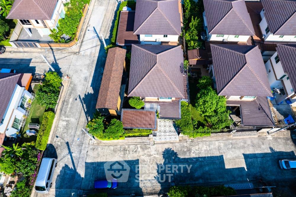 รูป บ้าน 5-ห้องนอน ใน มีนบุรี (ID 1398574) - รูปที่ 19/36