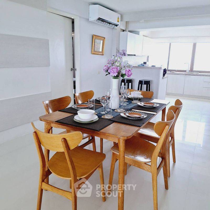 picture 3-BR Condo at Sunshine Beach Condotel close to Pattaya (ID 2434964) - 7/14