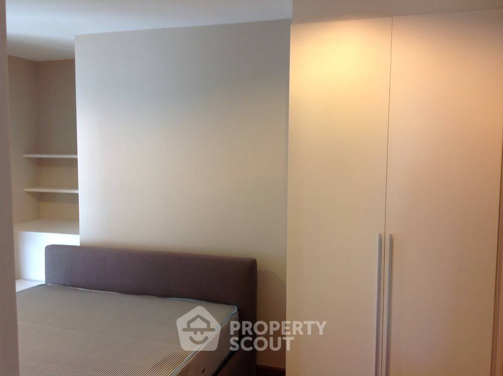 picture 15th-Floor 2-BR Belle Grand Rama 9 Near MRT Phra Ram 9 (ID 384505) - 4/5