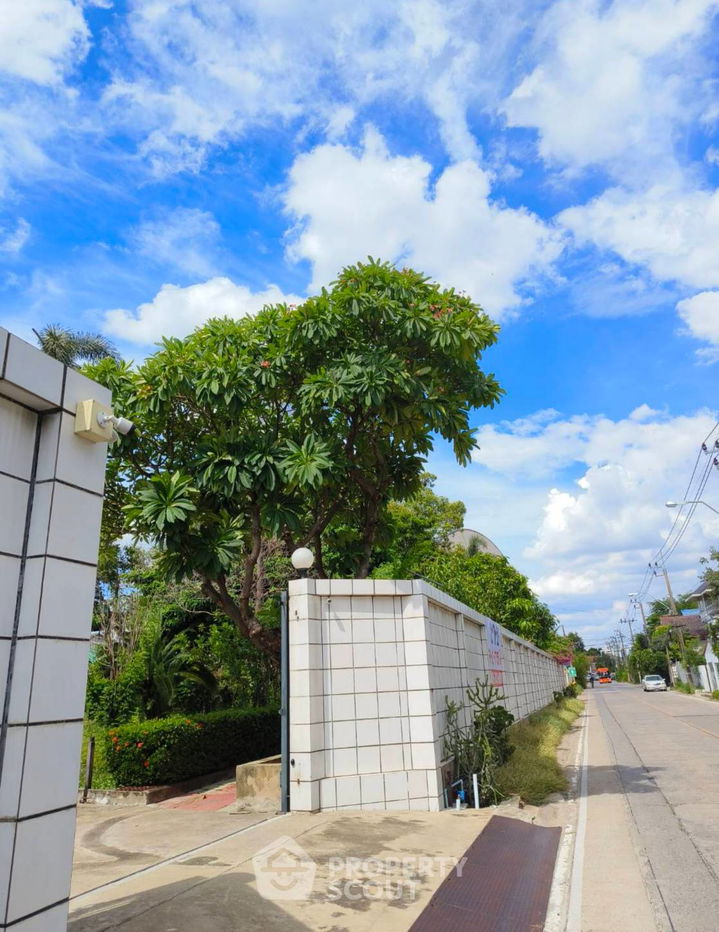 รูป บ้าน 5-ห้องนอน ใน บางพูด (ID 1798546) - รูปที่ 6/10