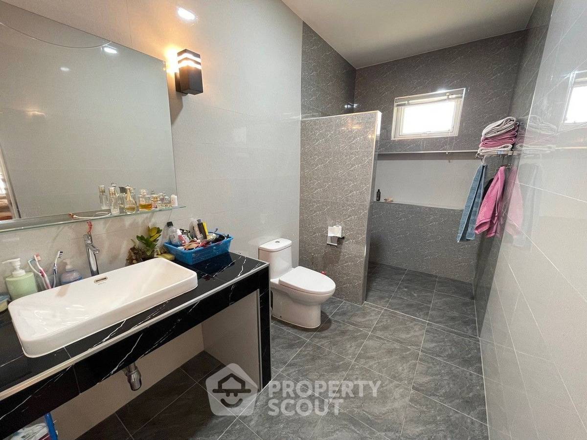 รูป บ้าน 4-ห้องนอน ใน ท่าตะคร้อ (ID 1511085) - รูปที่ 29/30