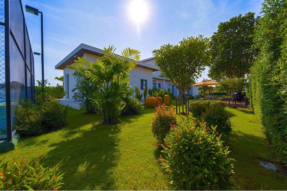 รูป [920601001-697] ขายวิลล่าหรูพร้อมสนามเทนนิส 4 ห้องนอน 4 ห้องน้ำ ในซอย 70 ของ huahin - รูปที่ 18/108