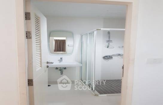 รูป คอนโด 2-ห้องนอน ที่ โฟร์ วิงส์ เรสสิเด้นส์ ใกล้ รามคำแหง (ID 1070769) - รูปที่ 3/3