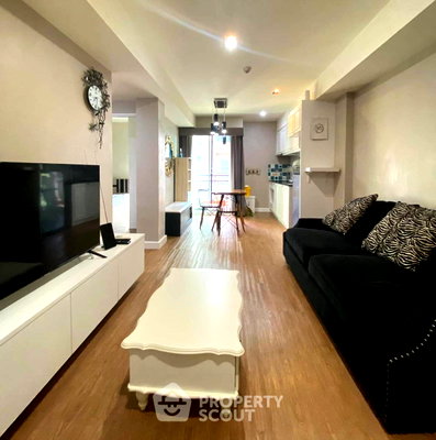 Condos for sale : 2-BR Condo at Maison Garden Chaeng Watthana in Thung Song Hong (ID 2083419)