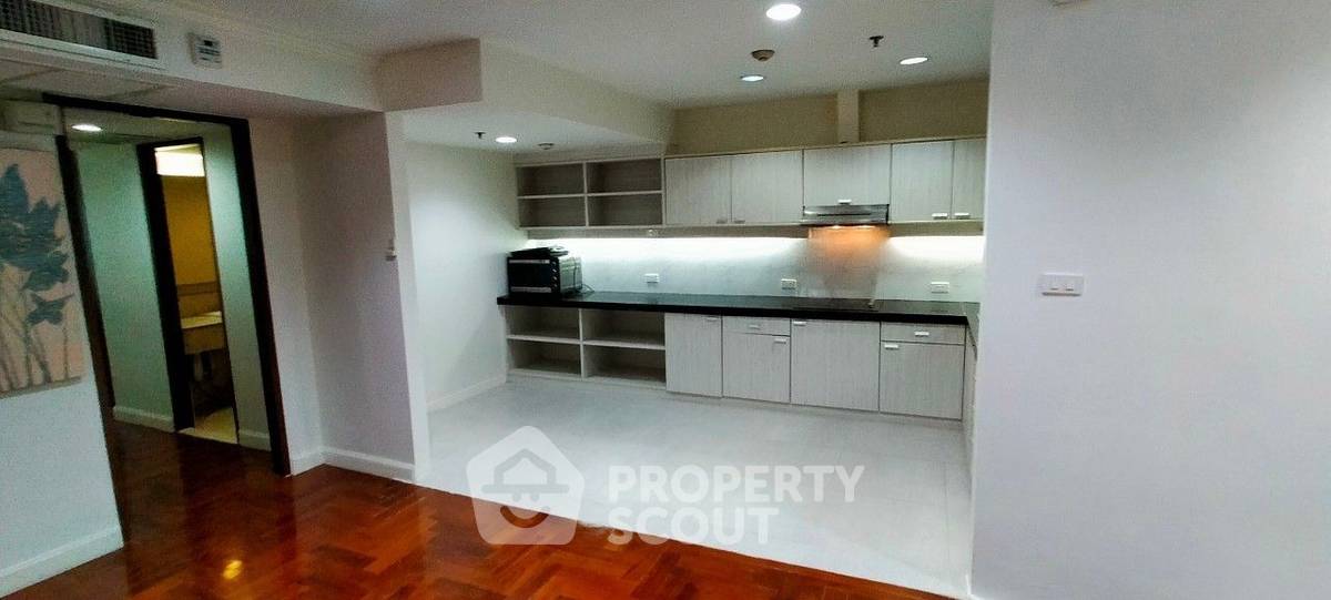 รูป คอนโด 2-ห้องนอน ที่ บ้านสวนเพชร คอนโดมิเนียม ใกล้ BTS พร้อมพงษ์ (ID 2040134) - รูปที่ 2/14