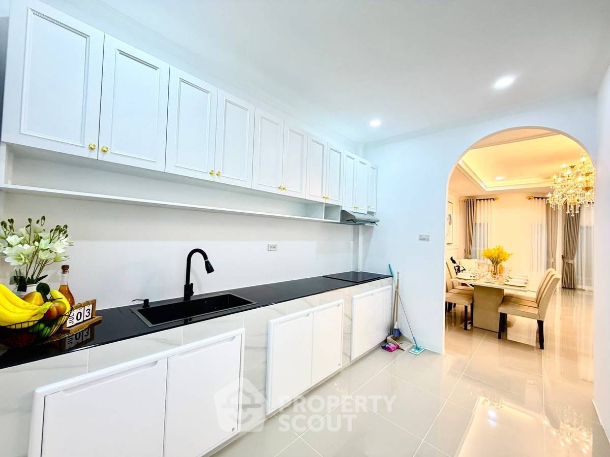 picture 3-BR House at T.W. Parkview close to Pattaya (ID 2453847) - 17/28