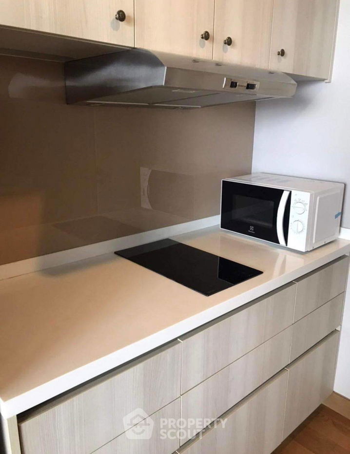 picture 2-BR Condo at The Lumpini 24 near BTS Phrom Phong (ID 1716854) - 12/30