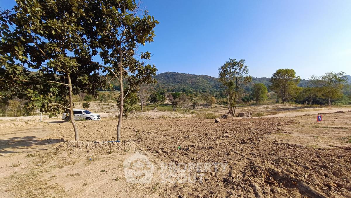 รูป ที่ดินสำหรับปล่อยขาย 1,200 ตารางเมตร แถว ใน ทับใต้ (ID 1998316) - รูปที่ 4/16