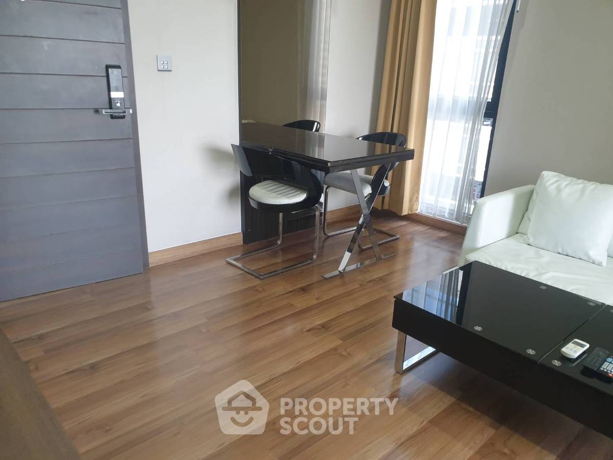 รูป คอนโด 1-ห้องนอน ที่ ไอวี่ แอมพิโอ รัชดา - พระราม 9 ใกล้ MRT ศูนย์วัฒนธรรมแห่งประเทศไทย (ID 825178) - รูปที่ 10/12