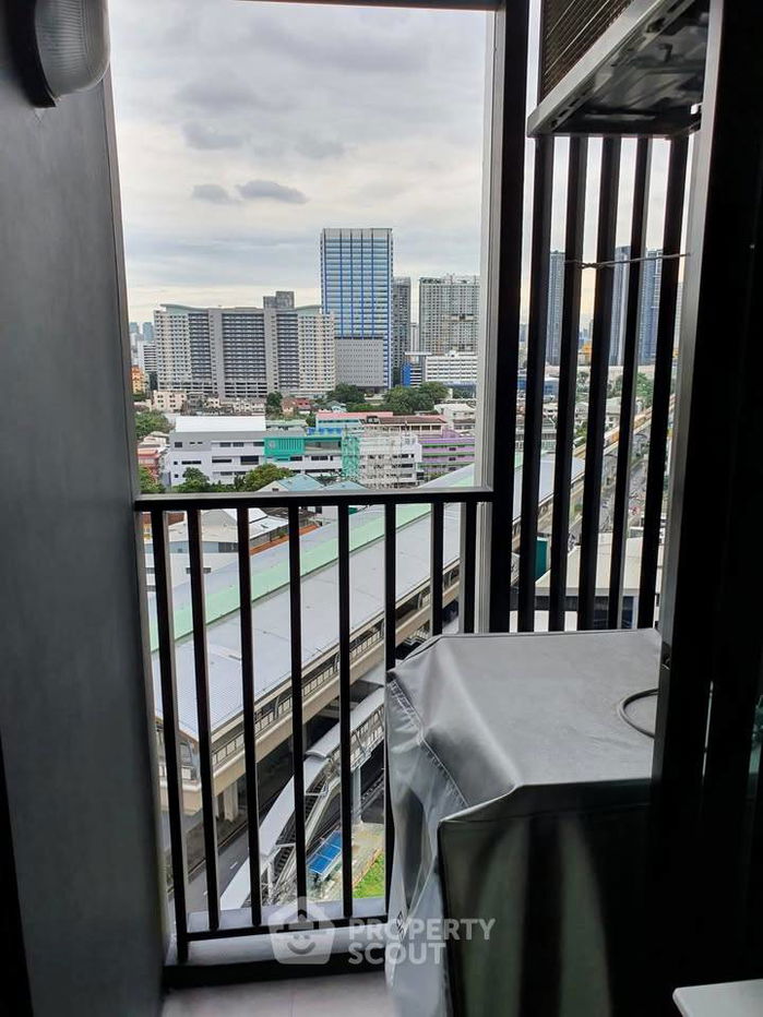 picture 1-BR Condo at Knightsbridge Prime Ratchayothin near BTS Ratchayothin (ID 2028258) - 10/11