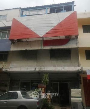 3-BR Townhouse near MRT Tao Poon (ID 2435252)