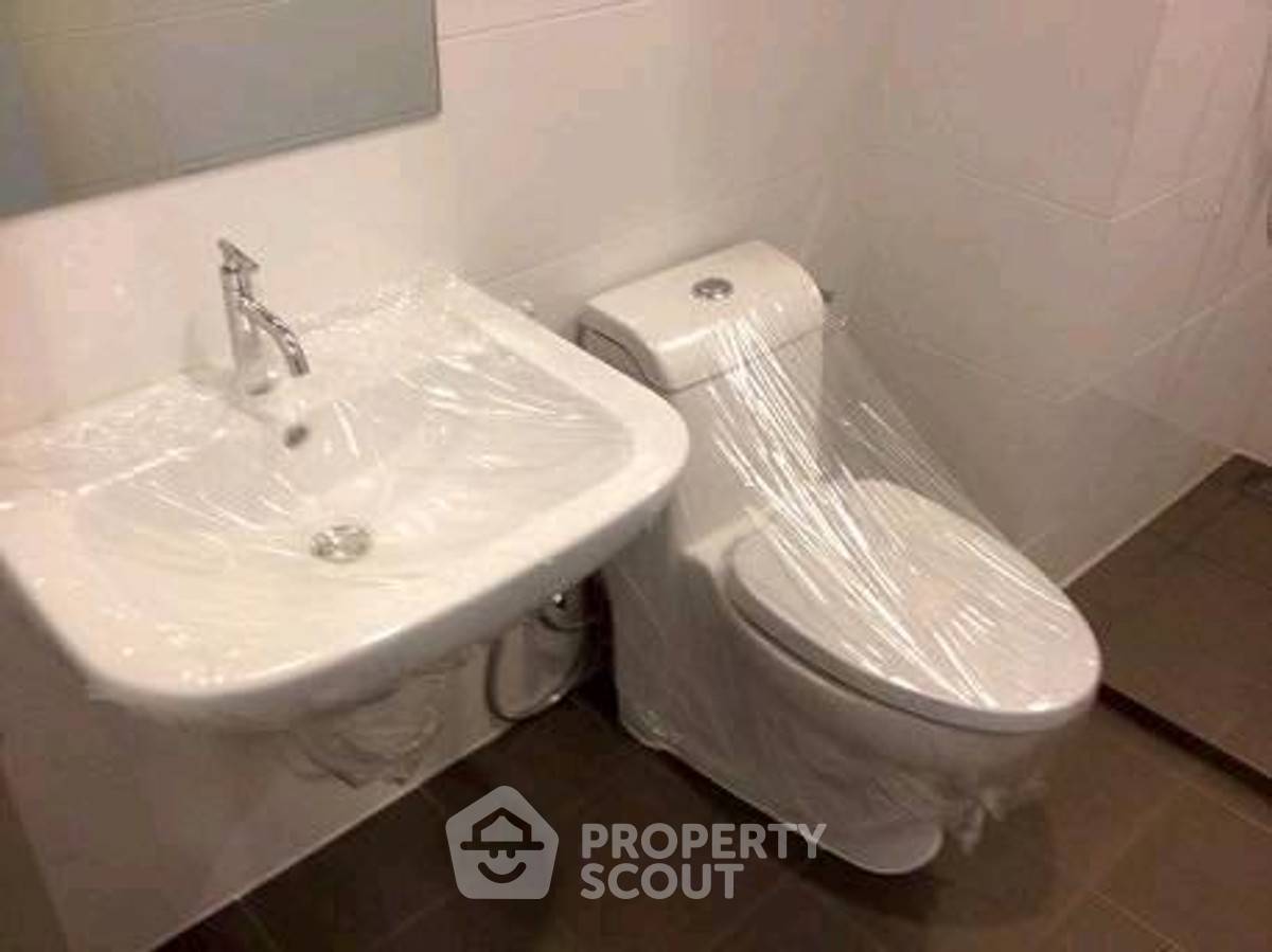 picture 2-BR Condo at Tempo One Ramkhamhaeng-Rama 9 close to Ramkhamhaeng (ID 2449038) - 2/10