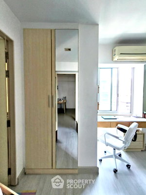 ขายคอนโด : ชั้น 25 คอนโด 1 ห้องนอน My Resort Bangkok Condominium ใกล้ MRT เพชรบุรี (ID 2455278)