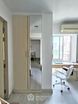 1-BR Condo at My Resort Bangkok Condominium near MRT Phetchaburi (ID 2455278)