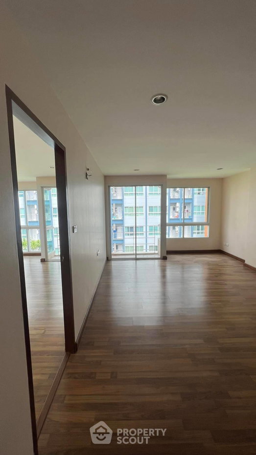 picture 1-BR Condo at PG Rama 9 near MRT Phra Ram 9 (ID 992358) - 2/6