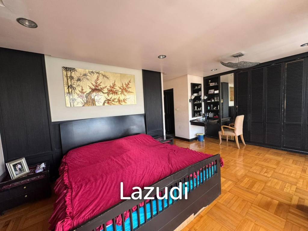 picture Spacious 4-Bed Condo in Bangkok Garden, Yannawa - 4/9