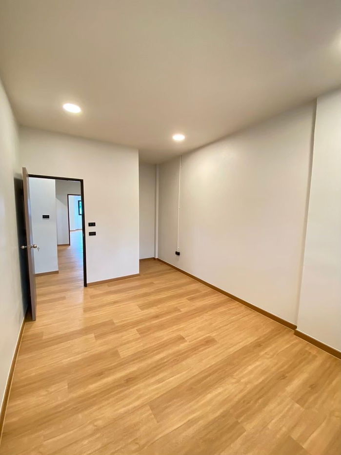 picture Townhouse for rent in Ramkhamhaeng (SPSAD3665) - 10/11