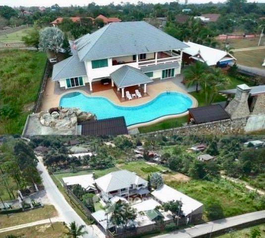 รูป วิลล่า 10-ห้องนอน ใกล้ บางเสร่ (ID 2003327) - รูปที่ 10/12