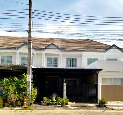 ทาวน์โฮม กรุงเทพมหานคร : ขายบ้านทาวน์เฮ้าส์ 2 ชั้น มบ.สินทวีเทียนทะเล2 เนื้อที่ 29 ตร.วา