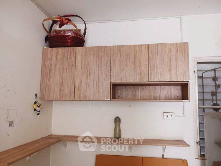 รูป ทาวน์เฮ้าส์ 3-ห้องนอน ใน หนองบอน (ID 2430829) - รูปที่ 2/3