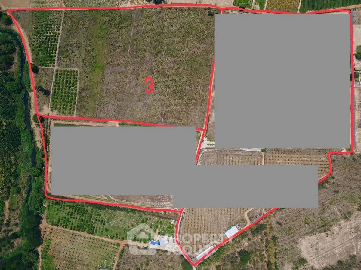 รูป ที่ดินสำหรับปล่อยขาย 84,152 ตารางเมตร แถว ใน หนองหญ้าปล้อง (ID 1436994) - รูปที่ 4/5