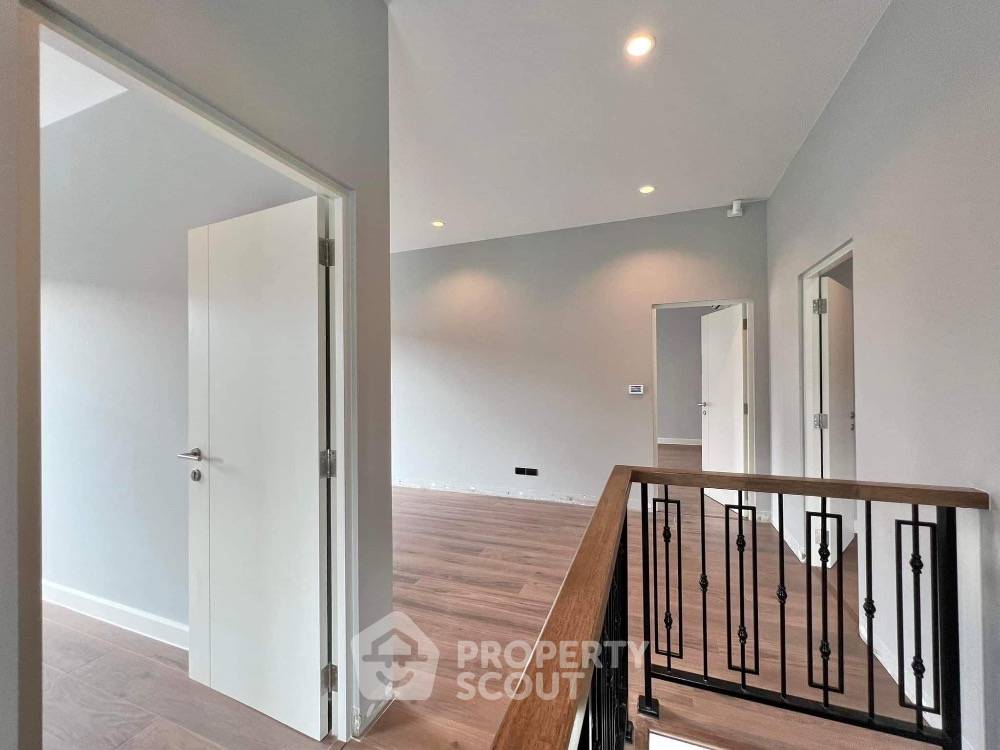 รูป บ้าน 5-ห้องนอน ใน บางศรีเมือง (ID 1396826) - รูปที่ 8/17