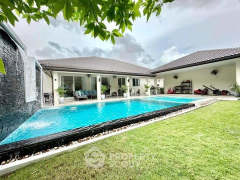 6-BR Villa close to Huai Yai (ID 1900253)