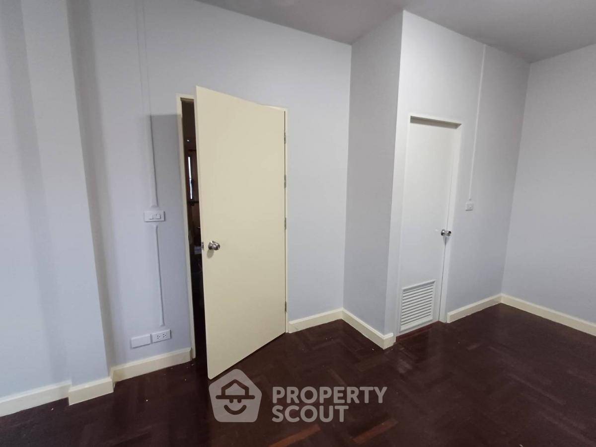 รูป บ้าน 3-ห้องนอน ใน สามวาตะวันตก (ID 1608890) - รูปที่ 3/4