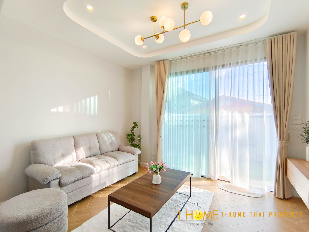 รูป ให้เช่าบ้านเดี่ยวสองชั้น 3 ห้องนอน 3 ห้องน้ำ 1 ห้องครัว 2 ที่จอดรถ - รูปที่ 6/31