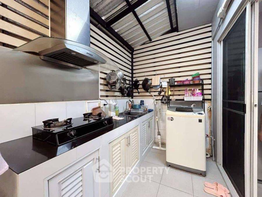 รูป ทาวน์เฮาท์ 3-ห้องนอน ที่ อารียา เดลี่ เกษตร-นวมินทร์ ใน จรเข้บัว (ID 2150481) - รูปที่ 9/10