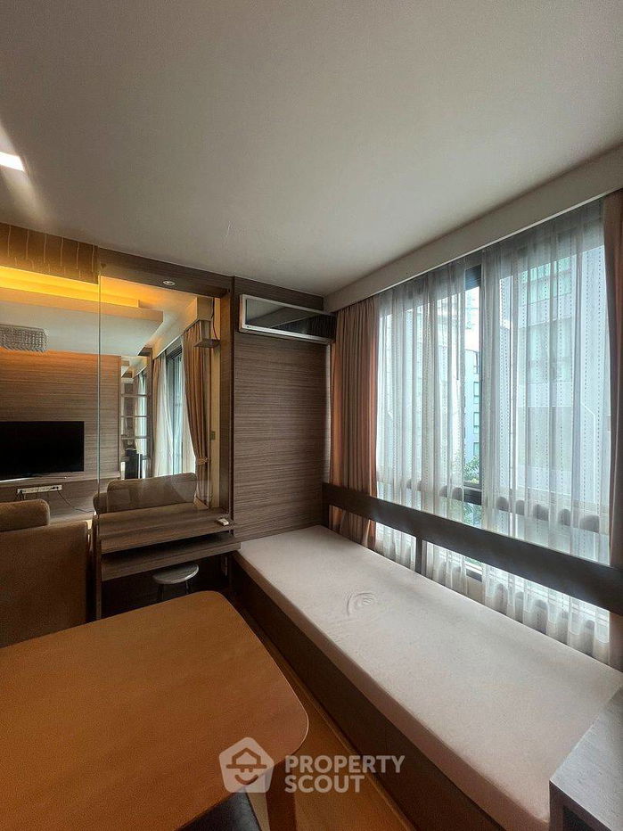 picture 2-BR Condo at Issara @ 42 Sukhumvit Condominium near BTS Ekkamai (ID 1732844) - 7/14
